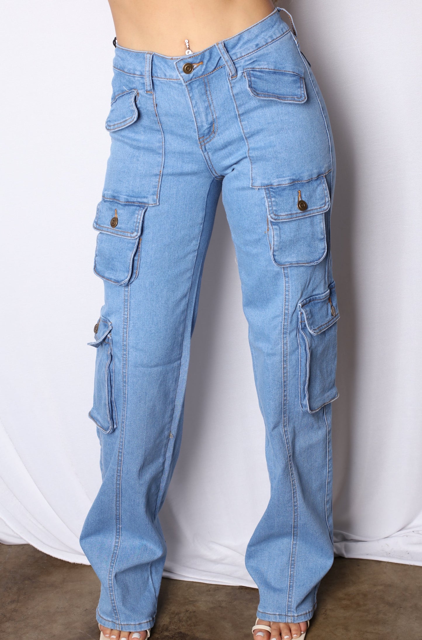 Light Wash Pocketed Cargo Pants