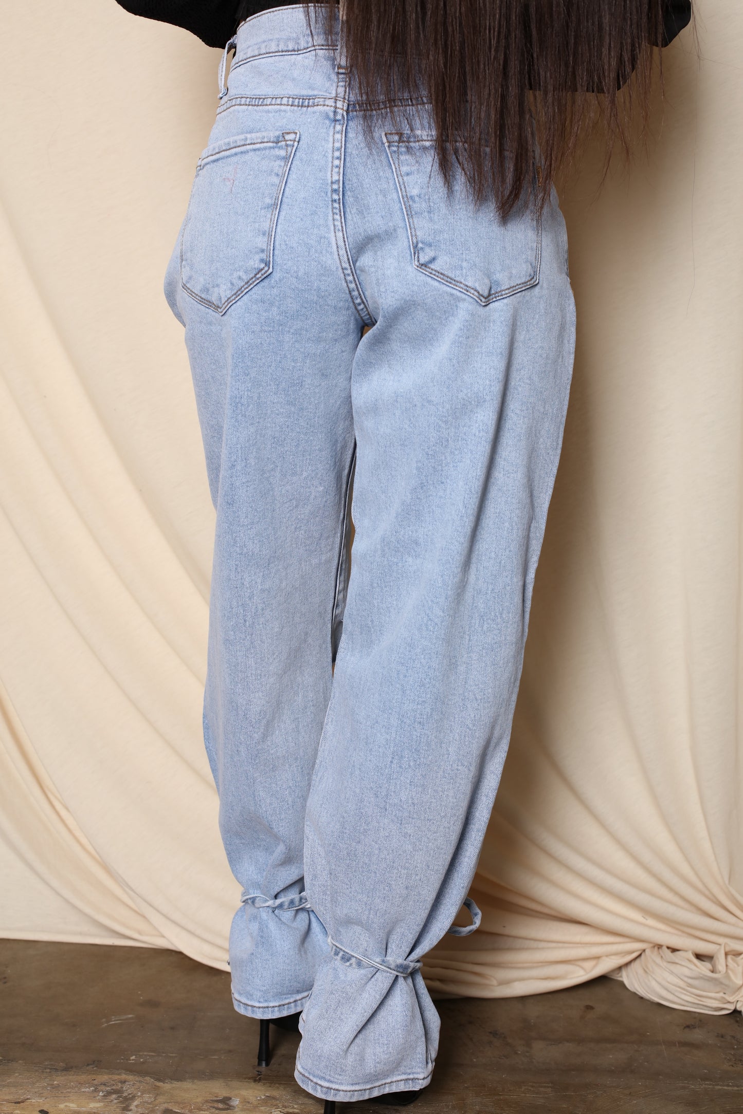 This Or That Bow Tie Jeans