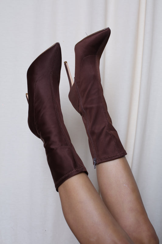 Coffee Pointed Toe Heeled Boots