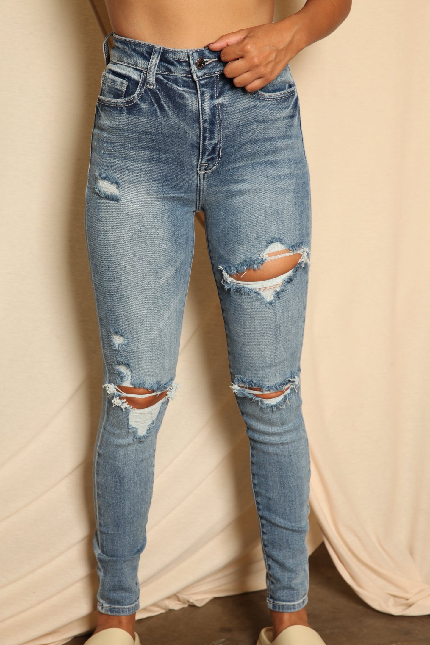 Acid Wash Distressed High Rise Skinnies