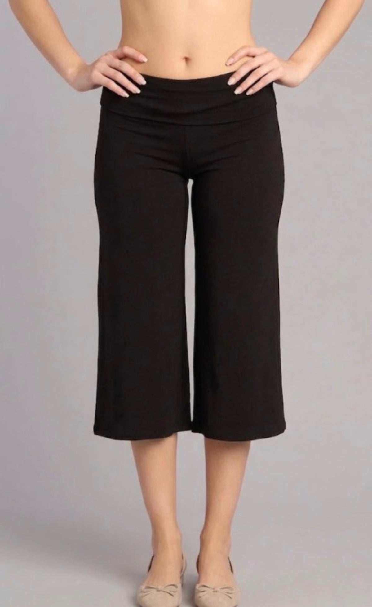 Black Foldover Gaucho Capri Pants