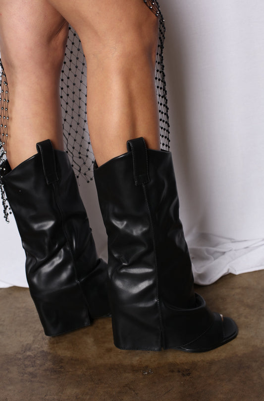 Leather Layer Open Toe Boots Black